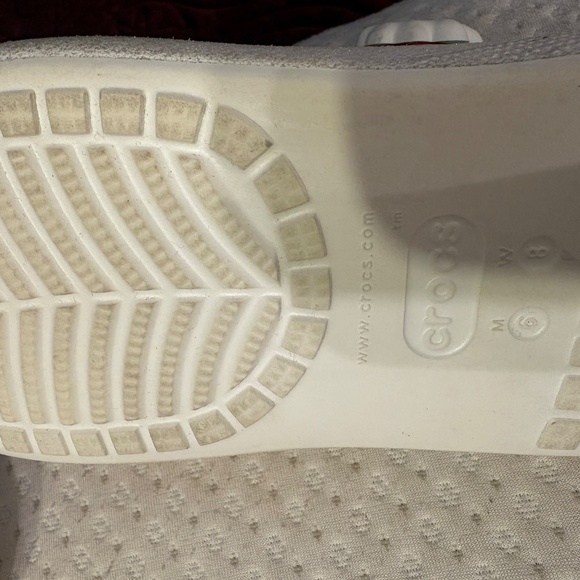 Care Bears Crocs - Picture 12 of 13